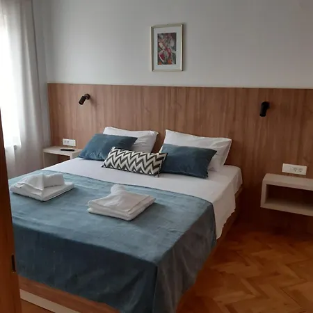 Apartments Cerovic Malinska Exterior photo
