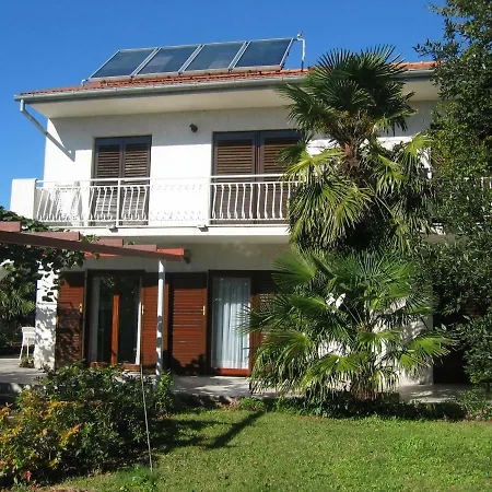 Apartments Cerovic Malinska Exterior photo