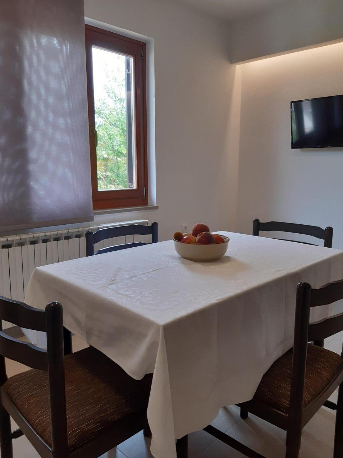 Apartment Cerovic Malinska